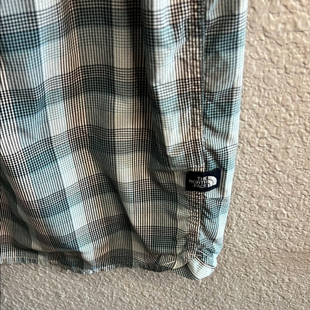 The North Face Blue and Gray Casual Button Down Shirt - Picture 5 of 7